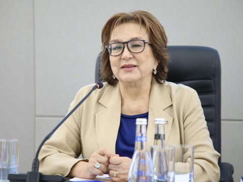 Məleykə Abbaszadə tələbə adını qazananları TƏBRİK ETDİ