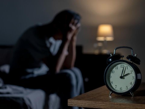 Yatarkən işığı söndürməsəniz, ürəyiniz təhlükədə ola bilər
