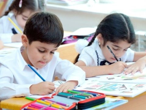 Əsas məsələ binaların dizaynı deyil, uşaqların öyrənməsidir&nbsp;-&nbsp;Emin Əmrullayev