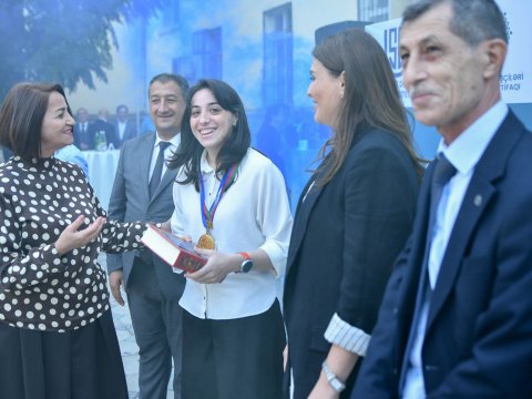 BMU tələbəsi &ldquo;SmarTech-I&rdquo; müsabiqəsinin qalibi olub