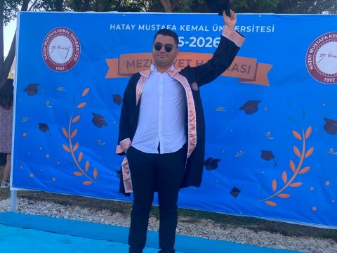 &ldquo;Heç vaxt oxumağı öyrənə bilməz&rdquo; dedilər, universiteti bitirdi