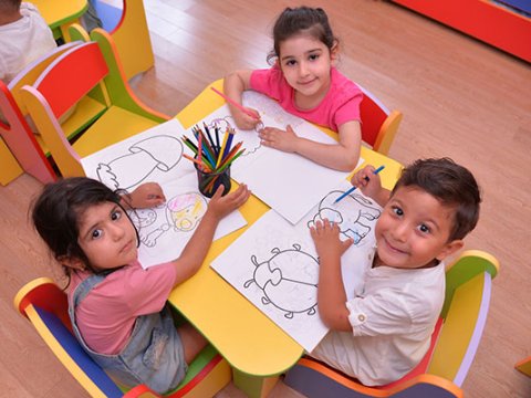 Bağçada süni intellekt: Uşaqlar buna HAZIRDIRMI?