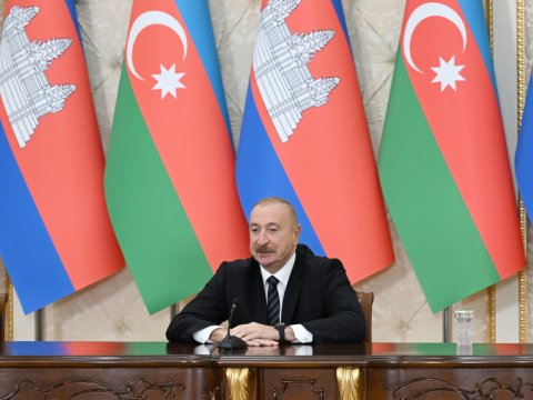 İlham Əliyev: Kamboca ilə təhsil ənənəsini bərpa etməliyik