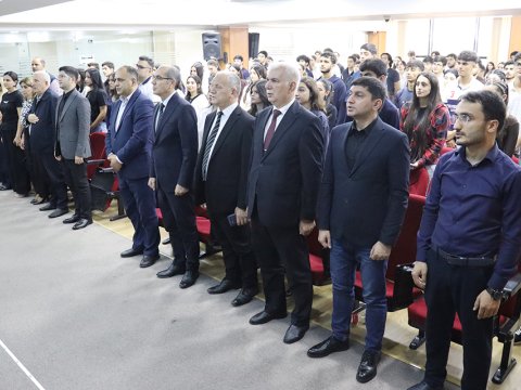 Azərbaycan Universitetində Müstəqilliyinin Bərpası Gününə həsr olunmuş tədbir keçirilib