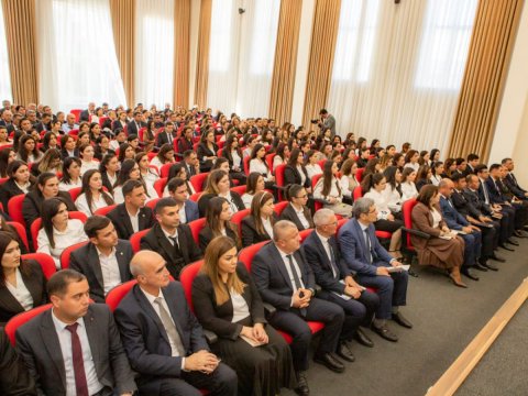 166 gənc müəllim Naxçıvan məktəblərində fəaliyyətə başlayıb