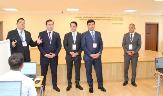 Rəsmi şəxslər sertifikasiya imtahanını izlədi