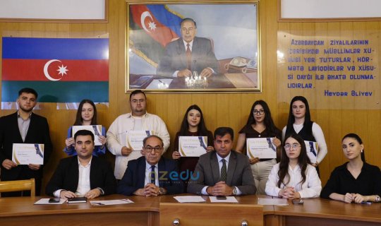 ADPU-nun “Brend tələbə”ləri mükafatlandırıldı - FOTO 