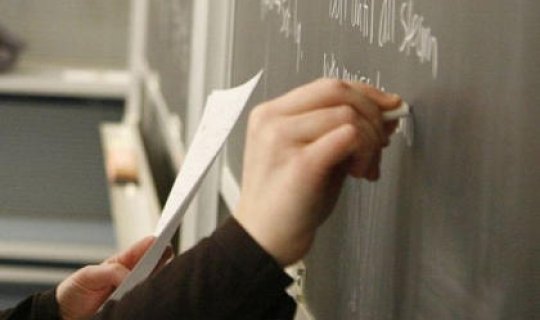 Məktəblərdə riyaziyyat və informatika fənləri üzrə kadr çatışmazlığı dərinləşir