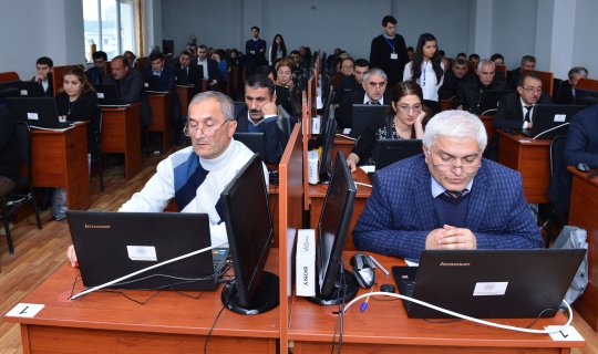 Direktorların işə qəbulu: kimlər iştirak edə bilər və seçim necə aparılır?