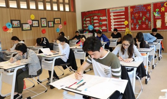 Bu ölkədə gələn ildən lisey təhsili qismən pulsuz edəcək