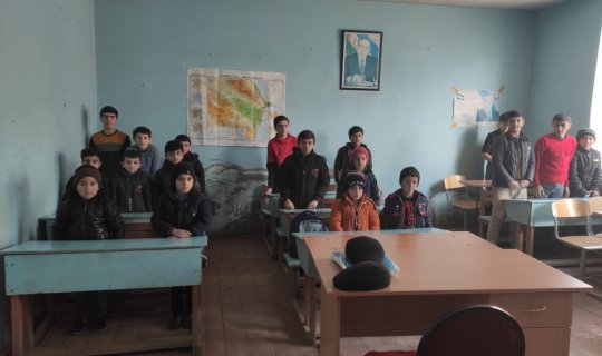 Yardımlıdakı məktəbin uçuq binası ilə bağlı AÇIQLAMA 