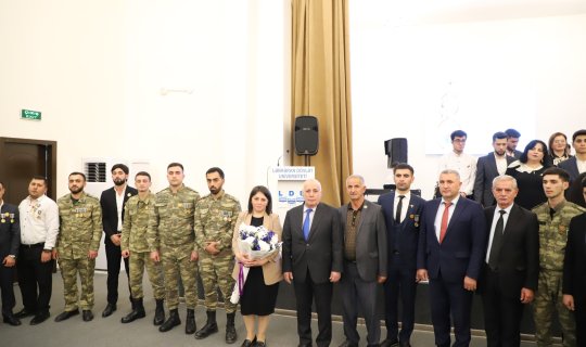 LDU-da möhtəşəm Zəfər təntənəsi