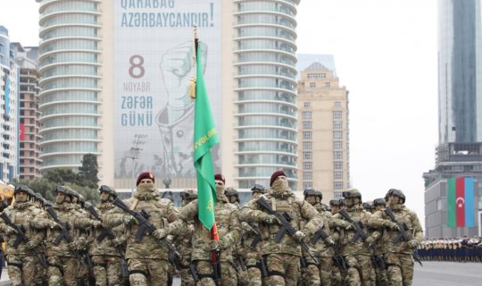 Bakü'de Zafer Geçit Töreni BAŞLADI - CANLI