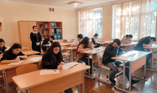 İki məktəbdə monitorinq keçirilib