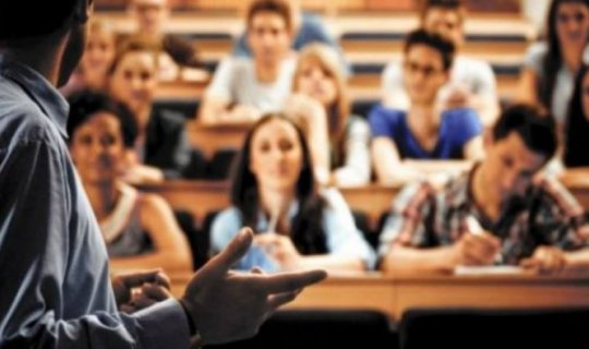 ABŞ təhsil sistemində gərginlik: Yeni gələn xarici tələbələrin sayı azalıb