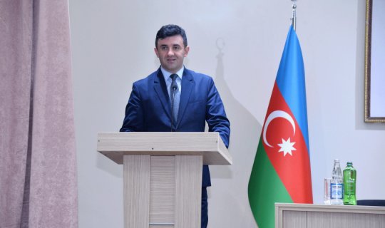 Valideyn konfransları davam edir