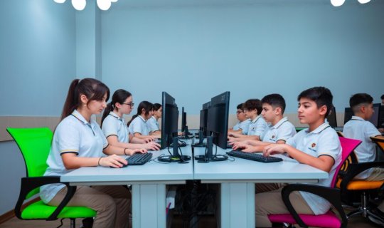 Müəllimlərin KSQ və BSQ yükü: tam elektronlaşma gözlənilir?