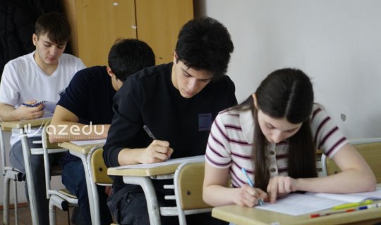 Buraxılış imtahanından şikayət EDİLİR:&nbsp;&ldquo;Yaxşı hazırlaşanlara çətin sual yoxdur&rdquo;