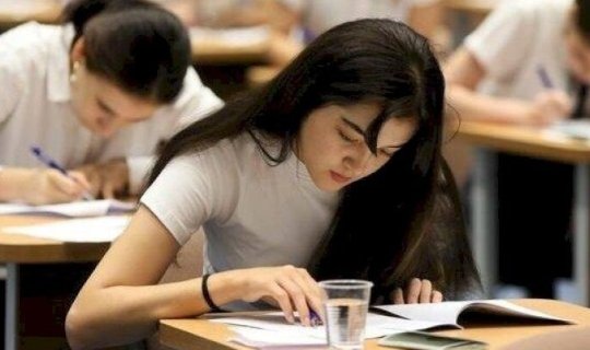 Under what circumstances can applicants retake the exam? - DİM CLARIFIED