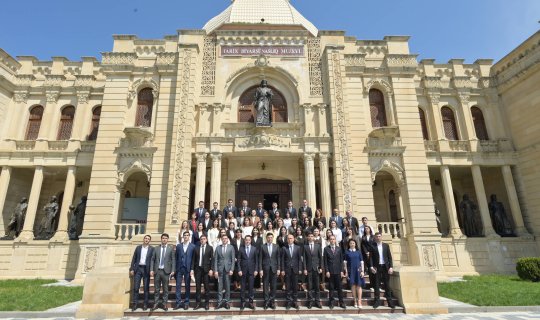 Nazir&nbsp;Quba-Xaçmaz regionu üzrə təhsil işçiləri ilə görüşüb