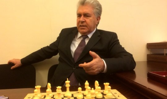 Məktəbdəki o hadisə məni rayon təhsilinə tanıtdı - Deputatın müəllimlik xatirələri - RUBRİKA