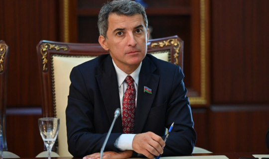 "Valideyn&nbsp;müəllimin işinə hədsiz müdaxilə edir, ona&nbsp;təziyiq göstərir" - Deputatın təhsil resepti