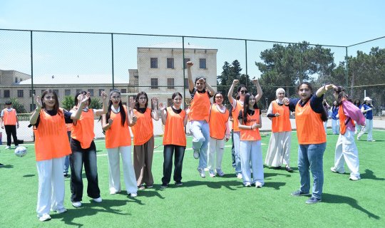 Yeni təmayül tədris modeli çərçivəsində yay düşərgəsi keçirilib
