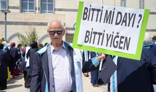 Started university at 71, graduated at 75