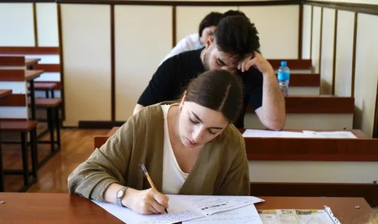 İmtahan nəticələri açıqlandı