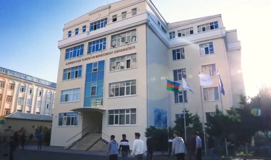ATMU-nun fərqlənmə diplomu ilə bitirən MƏZUNLARI