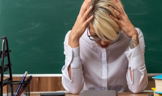 Education crisis: Why are thousands of teachers leaving the profession?