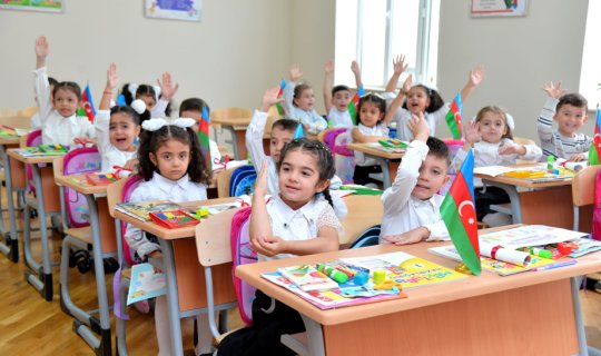 Birinci sinfə gedən şagirdlərin sayı sürətlə azalır - GİZLİ TƏHLÜKƏ