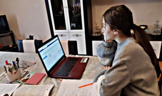 Universitetlərdə dərslər onlayn OLACAQ