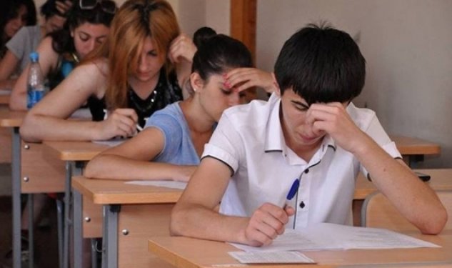 Orta ixtisas təhsili müəssisələrinin sayı artıb