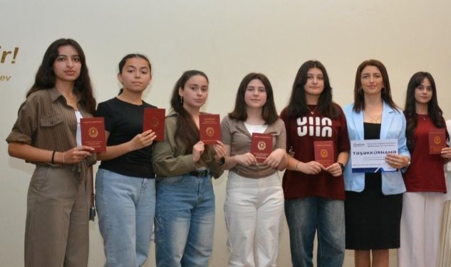 Bu regionun 247 məzunu qırmızı attestat ALDI