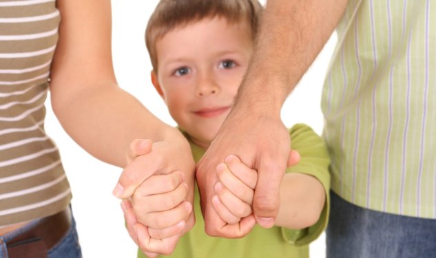 Kimlərə övladlığa götürmədə üstünülük VERİLİR?