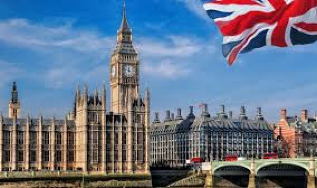 Britaniya universitetlərində dil bölmələri birləşdirilə bilər 
