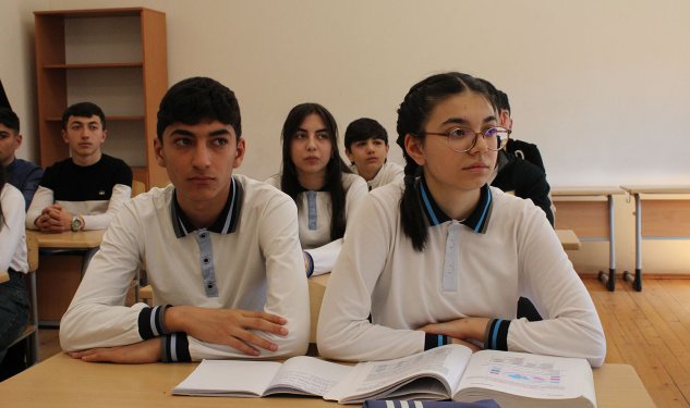 İnformatika kimyanın yerini tutur: I qrupda maraq dəyişdi