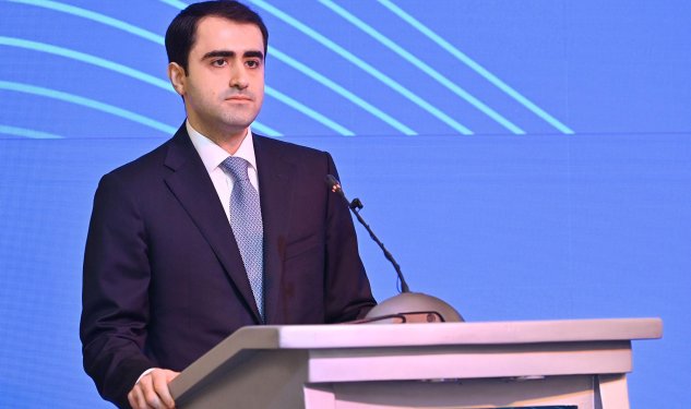 Azərbaycanda hər iki tələbədən biri ödənişsiz təhsil alır