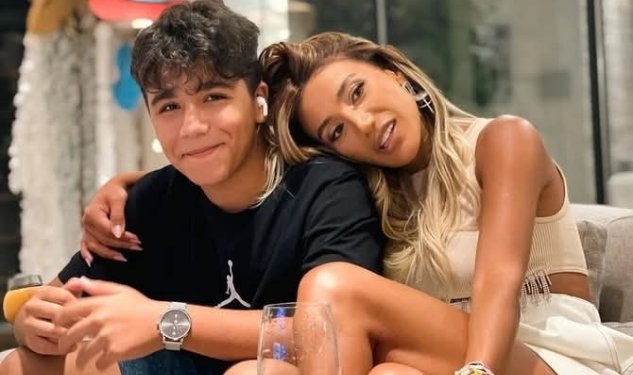 Röya Ayxanın oğlu dünyanın 3 universitetindən qəbul aldı