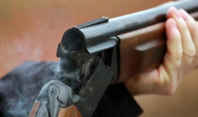 Şagird ov tüfəngini məktəbə çantasında gətirib