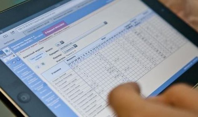 350-dən çox məktəb kağız jurnaldan imtina edib - MÜTDA