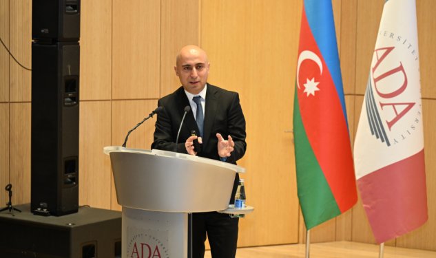 Müəllimi "yazıq" kimi təqdim etmək düzgün deyil