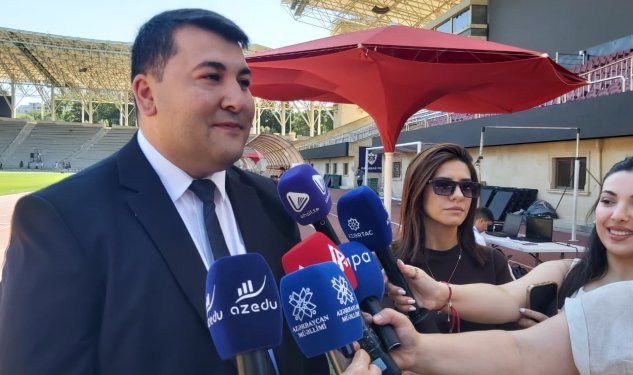 &ldquo;Başqasının yerinə imtahana girən abituriyentin bütün nəticələri ləğv edilib&rdquo; -&nbsp;DİM