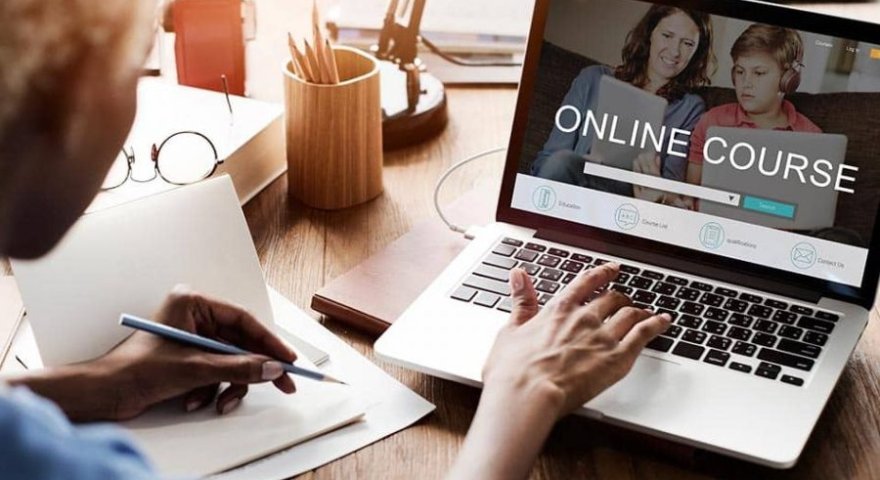 Universitetə qəbul: Online hazırlıq nəticə verirmi? 