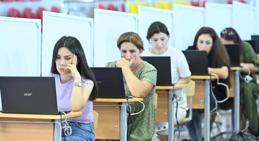 2344 müəllim işdən çıxarıla bilər