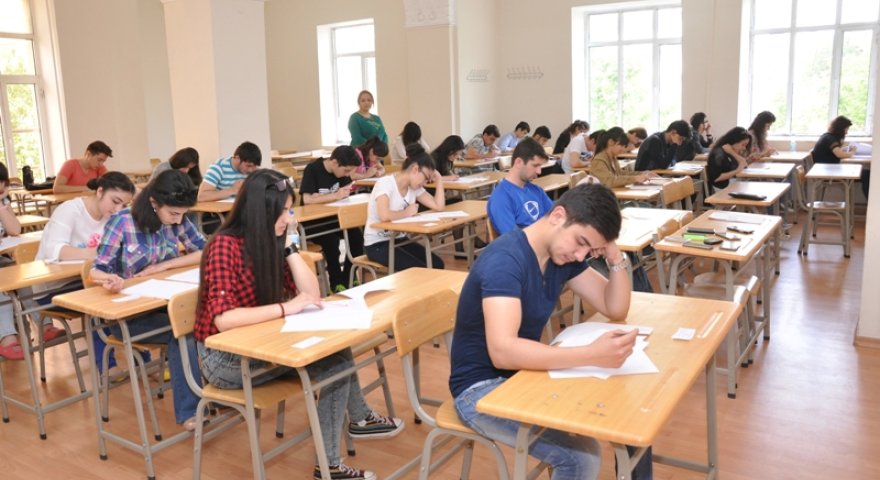 Abituriyentlərin ən çox seçdiyi ixtisaslar AÇIQLANDI