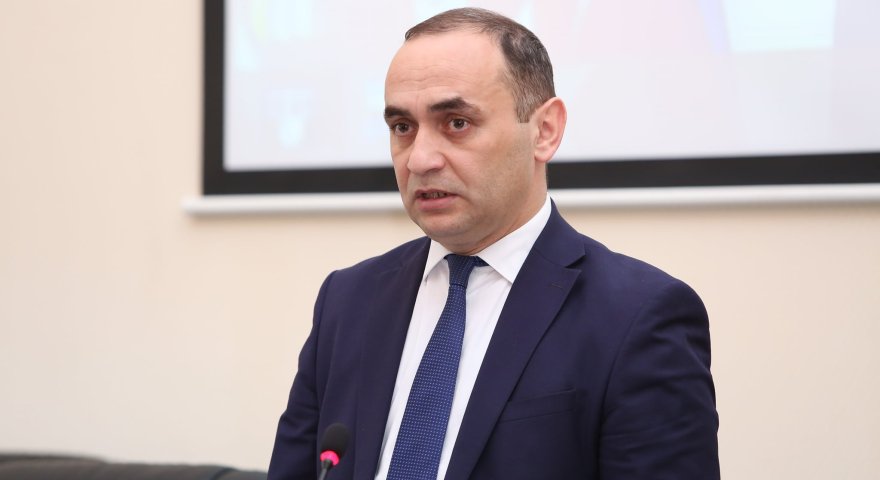 Humanitar baza ilə magistraturada biznes seçmək doğru deyil