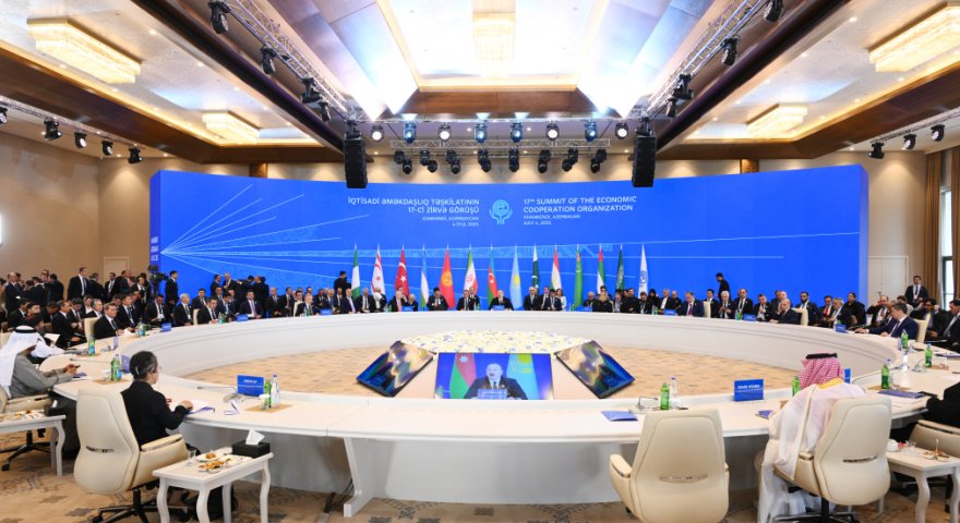 Zirvə görüşündə iştirak edən liderlərin TƏHSİLİ