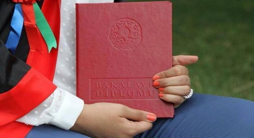 Bacarıq ali məktəb diplomundan önə keçə bilər?